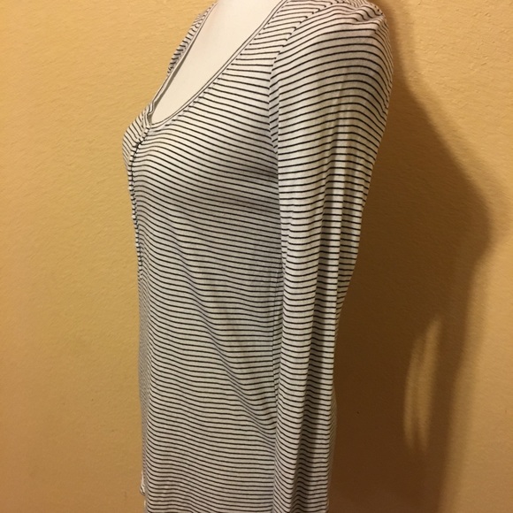 Banana Republic Stripped long sleeve button shirt - Picture 4 of 5